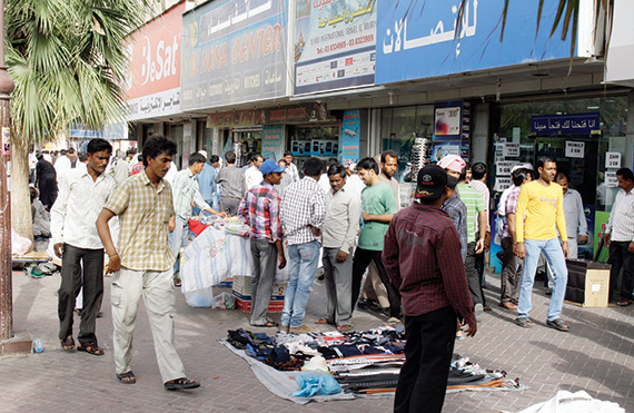 تصحيح أوضاع العمالة يقلص حجم الاقتصاد الخفي في السعودية