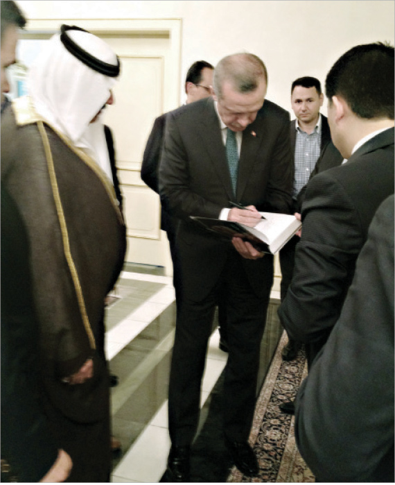 متعب بن عبد الله وأردوغان يستعرضان سبل التعاون بين البلدين