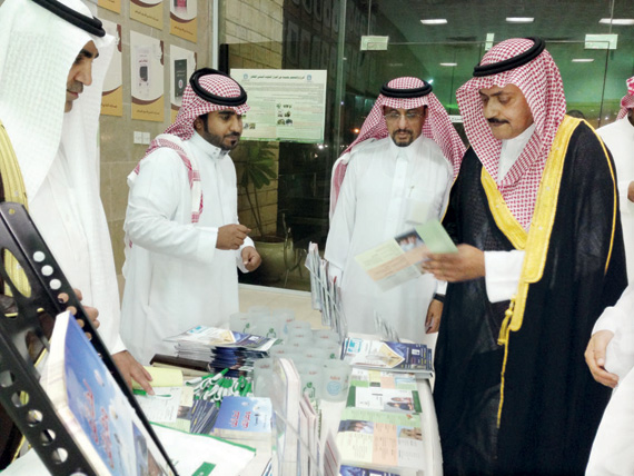 مزج ثقافة ريع التأليف بالعمل الخيري في «أدبي الرياض»