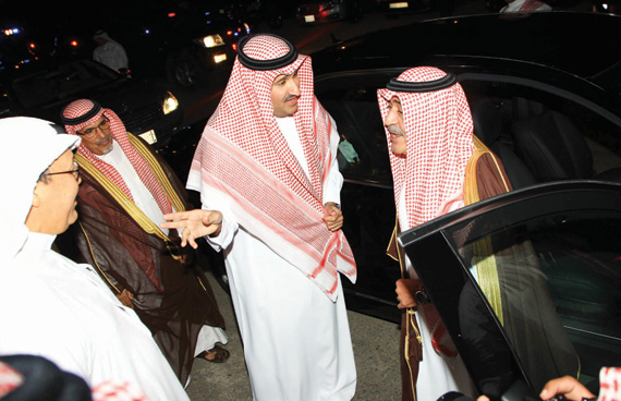 تحويل كليات البيان في المدينة المنورة إلى جامعة الأمير مقرن