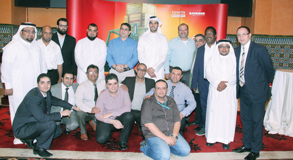 «عبد اللطيف جميل للمعدات والرافعات» تقيم حفل إفطار لعملائها