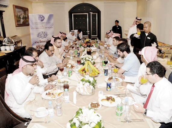 شركة علي الفوزان وأولاده العقارية تقيم حفل الإفطار السنوي