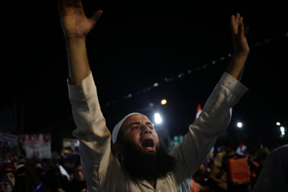 واشنطن تدعو رعاياها لمغادرة مصر