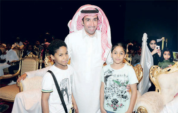 فايز المالكي .. الدور الإنساني للفنان