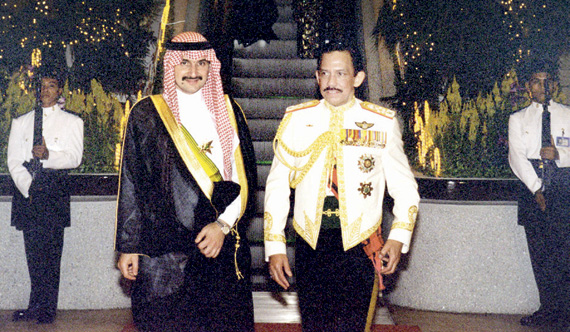 الوليد بن طلال يستقبل سفير بروناي