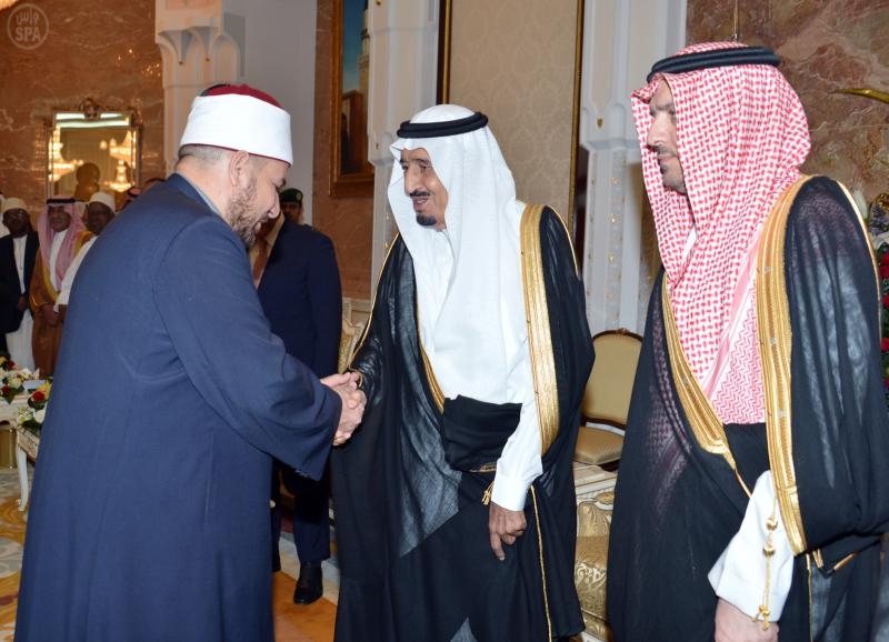 الملك : نحن أمة لا نقبل المساومة على ديننا .. ولا نسمح أن تُمس سيادة أوطاننا