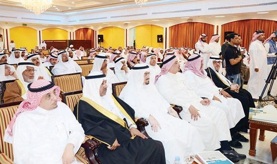 سلطان بن سلمان: علينا ألا نبقى أسرى صورة حضارة النفط