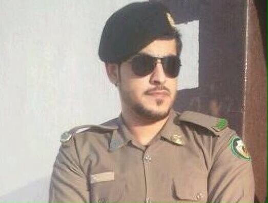 مواطن يقذف بنفسه وسط سيول الشمال لينقذ طفلة من الغرق