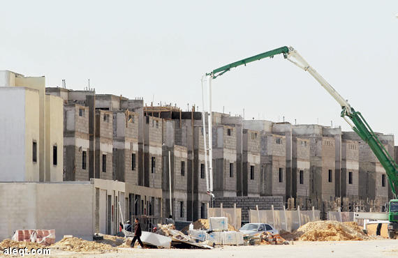 حملات المخالفين.. قطاع المقاولات أكبر المتضررين