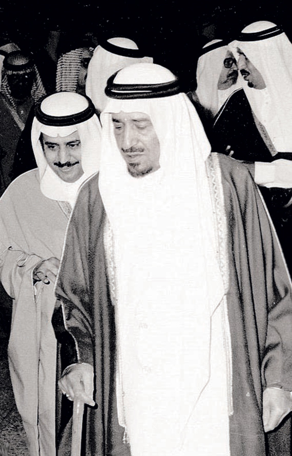 ولي العهد: الملك يوصينا بخدمة الشعب والعناية بالوطن والعقيدة