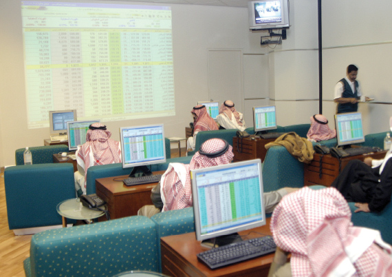 إجراءات لمنع انهيار السوق ..
وطلبات الإدراج الخارجية غير مكتملة