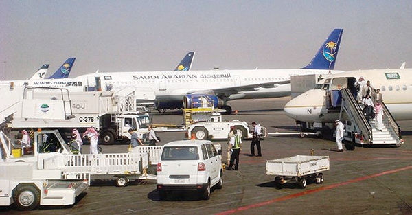 «الطيران المدني» تدرس تقديم خدمات الإنقاذ والإطفاء بنفسها والاستغناء عن المقاولين