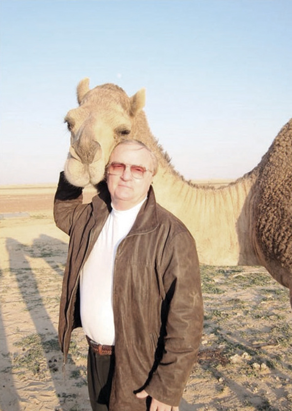 طيار أمريكي يحن إلى رفحاء بعد غياب 30 عاما