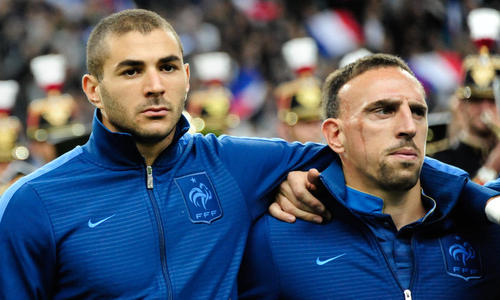 إسقاط تهمة ممارسة الجنس مع قاصر عن ريبيري وبنزيمة