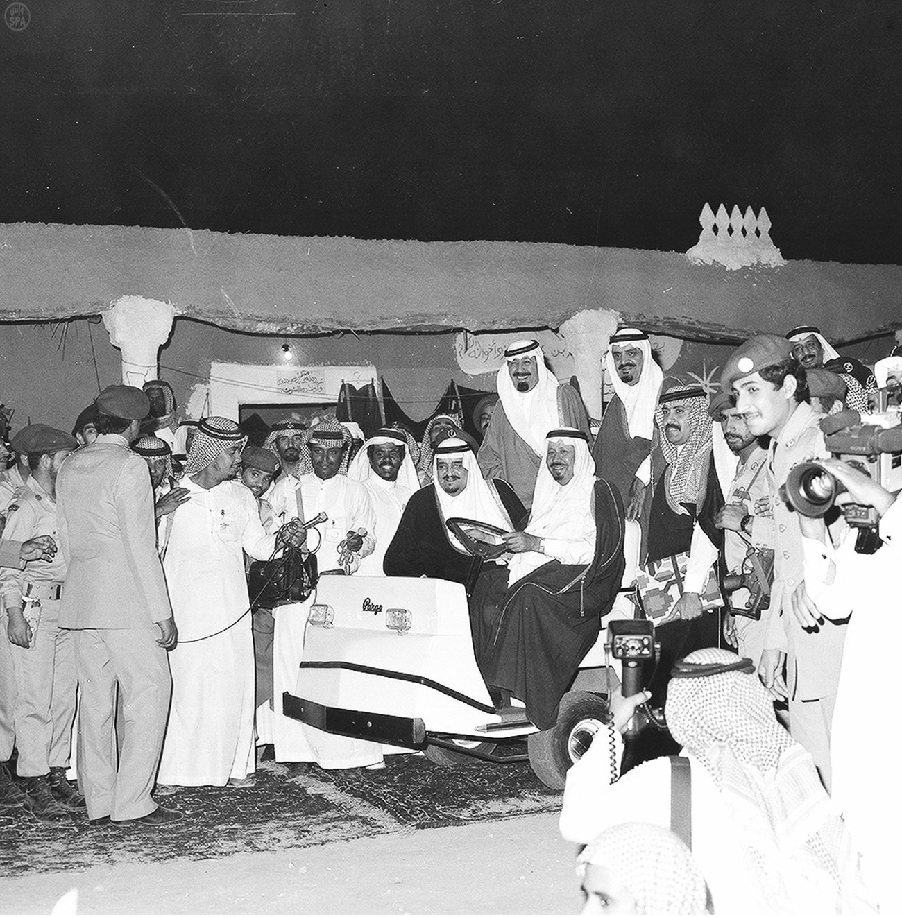 قصة مصورة : الجنادرية .. مسيرة 28 عامًا لترسيخ الموروث الثقافي والحضاري للمملكة