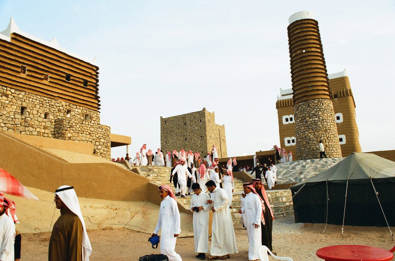 قصة مصورة : الجنادرية .. مسيرة 28 عامًا لترسيخ الموروث الثقافي والحضاري للمملكة