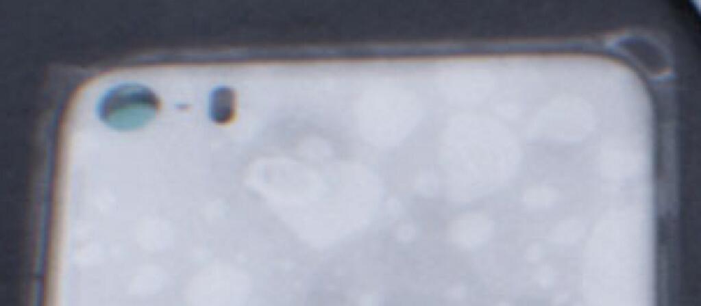 قصة مصورة : ايفون 6 .. شاشة كاملة دون حواف جانبية