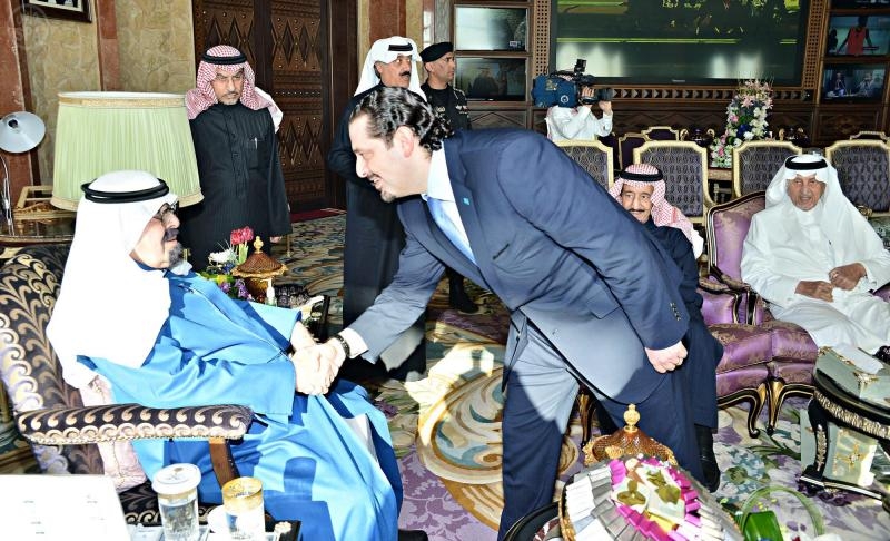 الملك يستقبل ولي العهد و الأمراء ودولة رئيس وزراء لبنان الأسبق