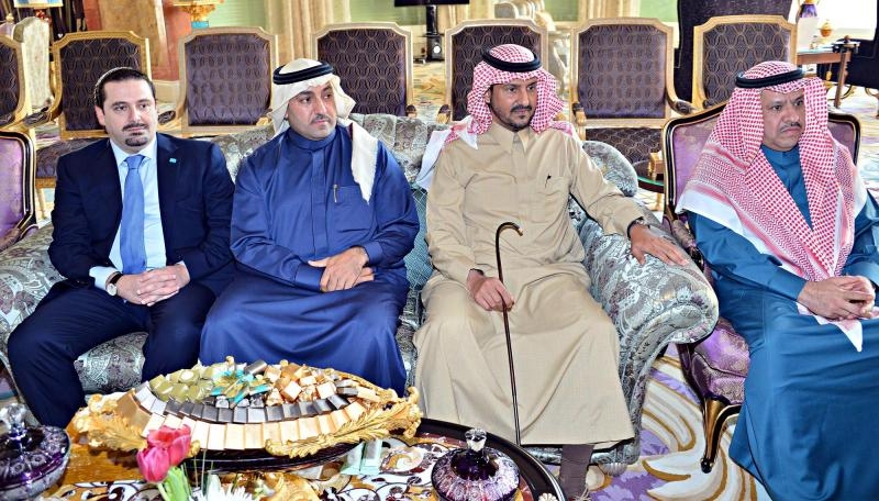 الملك يستقبل ولي العهد و الأمراء ودولة رئيس وزراء لبنان الأسبق