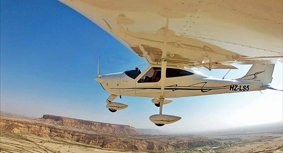 الطيران الشراعي .. التعلم من سماء «الثمامة»