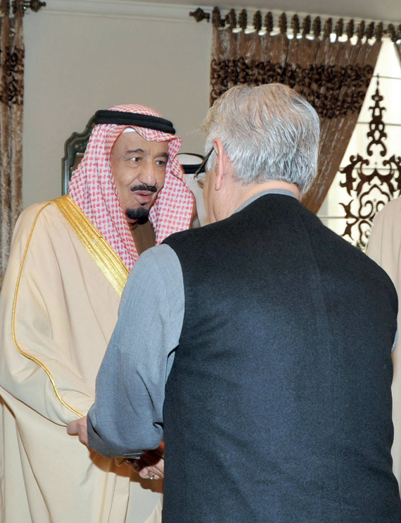 الأمير سلمان: الإعلام السعودي يقدم صورة صادقة لنهضة المملكة