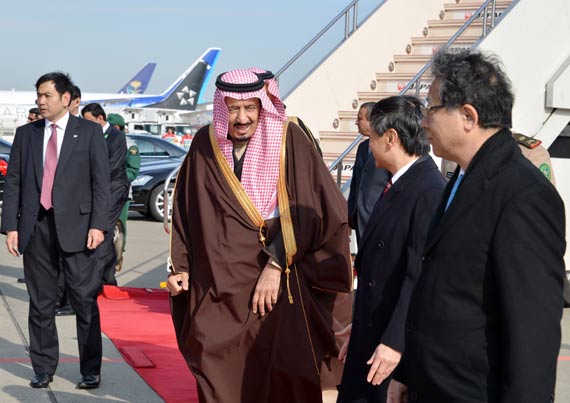 ولي العهد يصل إلى اليابان