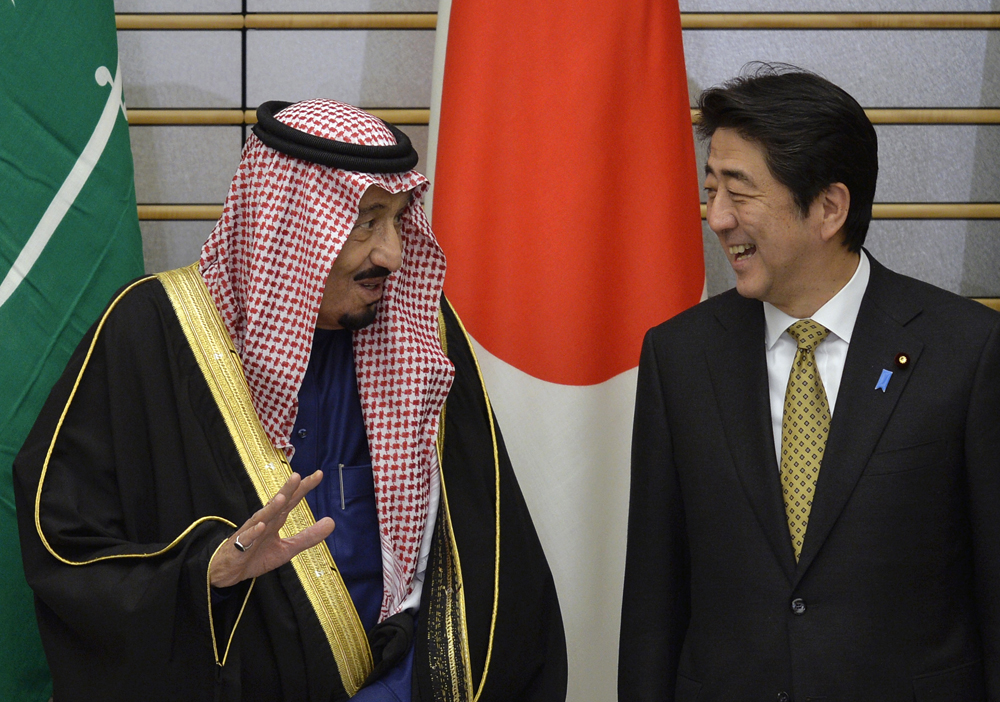 ولي العهد ورئيس الوزراء الياباني يعقدان اجتماعاً في طوكيو