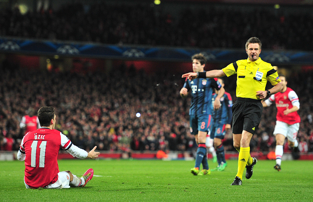 قصة مصورة : خسارة أرسنال وميلان في استمرار لسقوط أصحاب الأرض في أبطال أوروبا