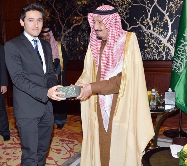 ولي العهد يلتقي الطلبة المبتعثين في اليابان