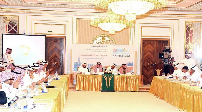 الدكتور ناصر الحجيلان 900 دار نشر تشارك في معرض الكتاب 2014م