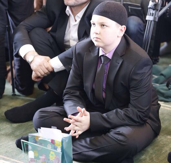 قصة مصورة : جامع الملك فهد في سراييفو يخرّج أصغر حافظ للقرآن في البوسنة