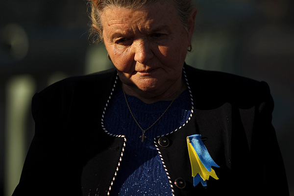 قصة مصورة : أوباما يفرض عقوبات على 11 روسيا وأوكرانيا بعد استفتاء القرم