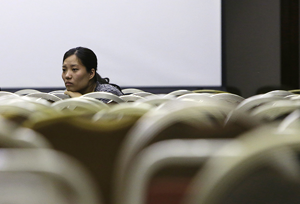 وزير النقل الماليزي : لا نستطيع تحديد وقت فصل نظام الاتصال على متن الطائرة المفقودة