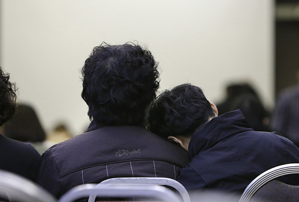 وزير النقل الماليزي : لا نستطيع تحديد وقت فصل نظام الاتصال على متن الطائرة المفقودة