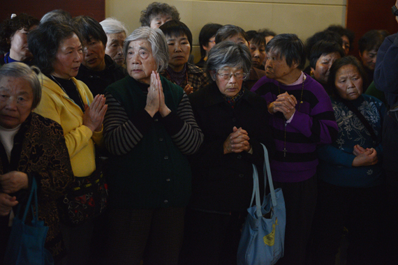 وزير النقل الماليزي : لا نستطيع تحديد وقت فصل نظام الاتصال على متن الطائرة المفقودة