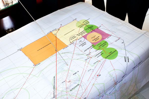 وزير النقل الماليزي : لا توجد تطورات إيجابية في جهود البحث عن الطائرة المفقودة