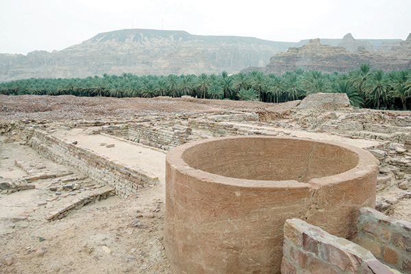 آثار الخريبة .. بين «مقابر الأسود» و«محلب الناقة»