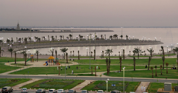 قصة مصورة : شواطئ الشرقية .. 34 عام من التطور والازدهار