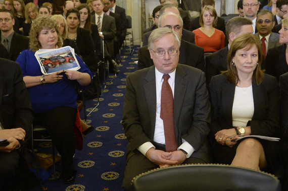 قصة مصورة : اتهام جنرال موتورز بـ "التضليل الجنائي"