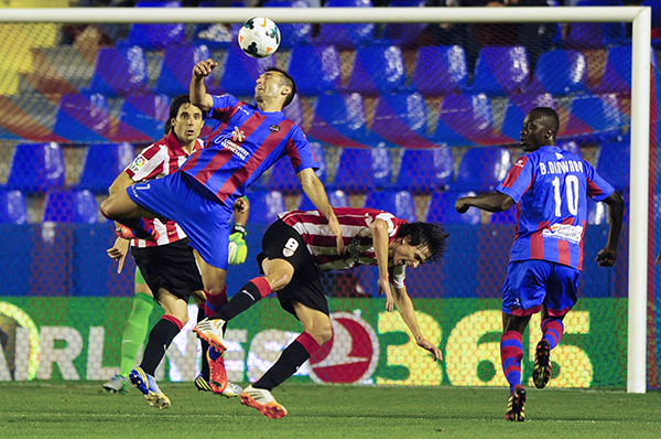 قصة مصورة : بلباو يحكم قبضته على المركز الرابع في الدوري الأسباني