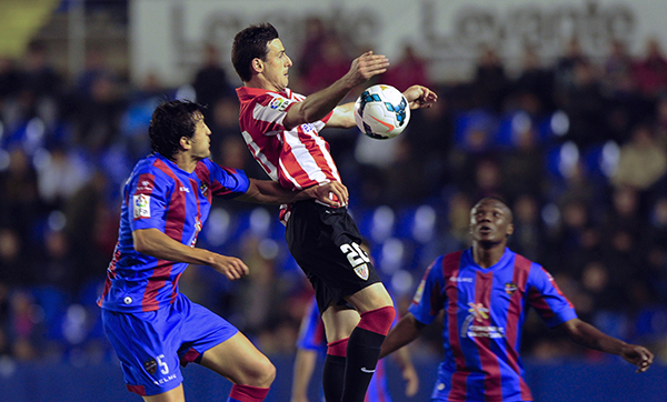 قصة مصورة : بلباو يحكم قبضته على المركز الرابع في الدوري الأسباني