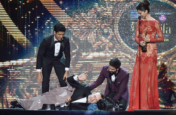 الهنود يجذبون مشاهير «هوليوود» إلى «أوسكار بوليوود»