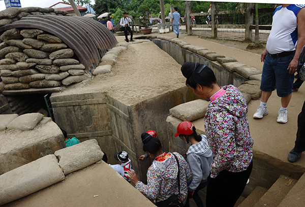 قصة مصورة : فيتنام تحتفل بذكرى انتصارها على الفرنسيين في ديان بيان فو