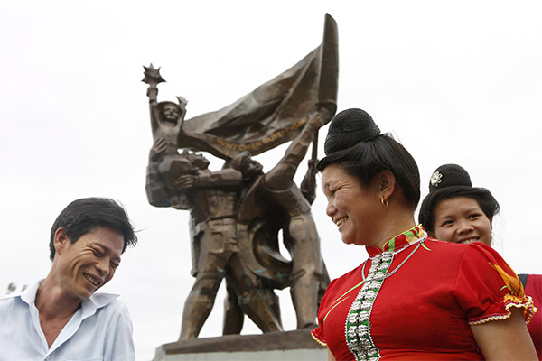 قصة مصورة : فيتنام تحتفل بذكرى انتصارها على الفرنسيين في ديان بيان فو