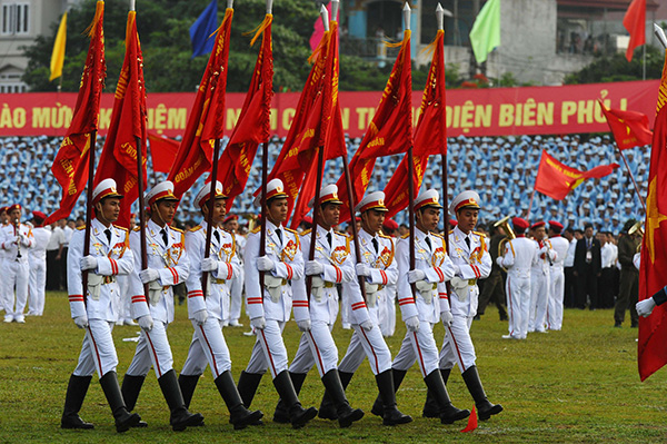 قصة مصورة : فيتنام تحتفل بذكرى انتصارها على الفرنسيين في ديان بيان فو