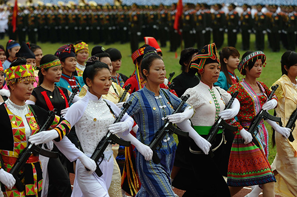 قصة مصورة : فيتنام تحتفل بذكرى انتصارها على الفرنسيين في ديان بيان فو