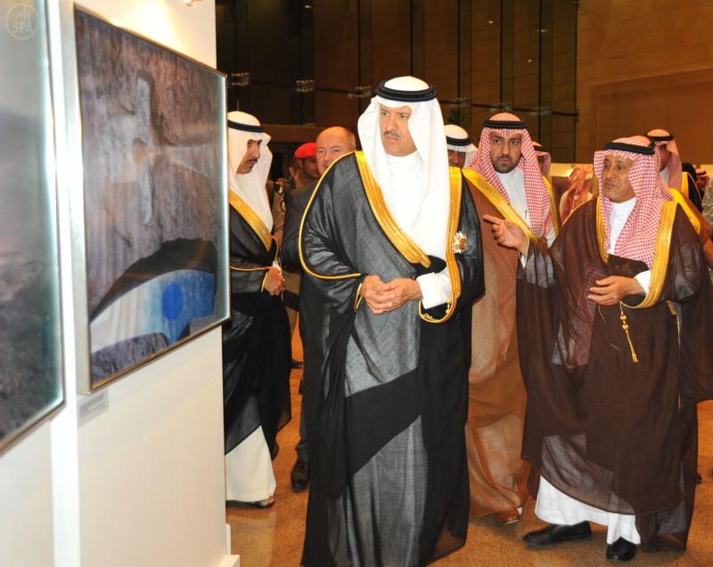 رئيس هيئة السياحة والآثار يتقلد "وسام الملك ليوبولد" لإنجازاته في تعميق التواصل الثقافي والحضاري بين المملكة وبلجيكا