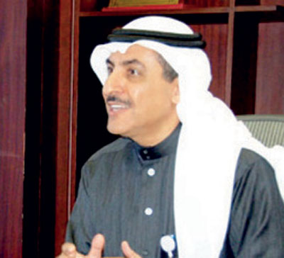 تفرغ للعمل الخيري .. وزير الصحة يعيد «الضويلع» للمستشفيات