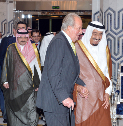 ملك أسبانيا يصل إلى جدة