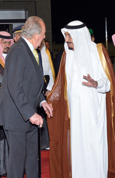 ملك أسبانيا يصل إلى جدة